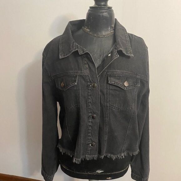 Forever 21 Black Denim crop jacket, size 3X - Picture 1 of 3